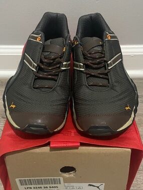 Men’s Puma Sneakers – Size 10.5